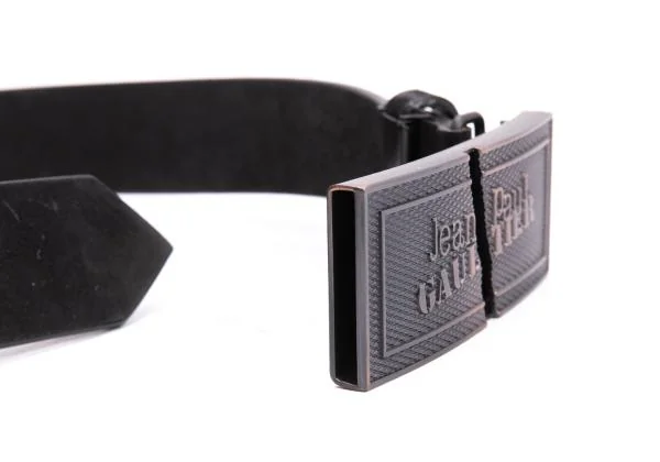 ジャンポールゴルチエJean Paul GAULTIER ブロークンロゴバックル