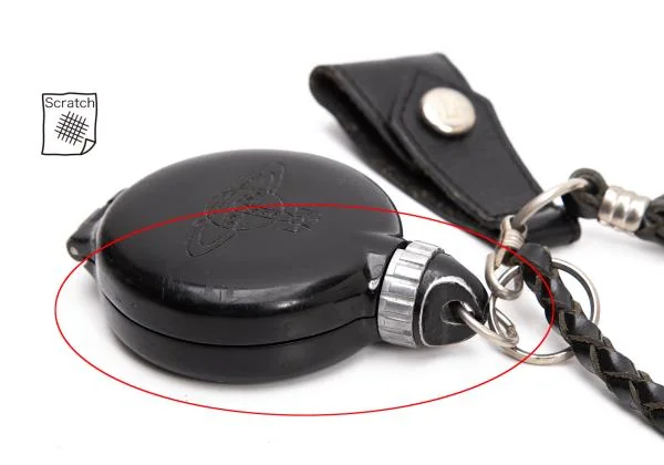 ヴィヴィアンウエストウッドVivienne Westwood レザーストラップ付き