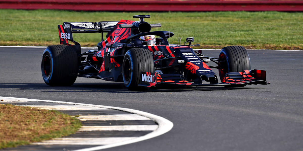 レッドブル・RB15のお披露目｜レッドブル・レーシングによるF1カーを