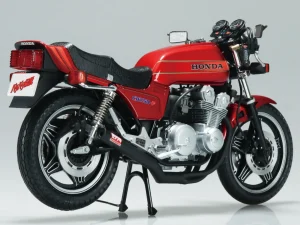 新製品】アオシマよりプラモデル版「1/12 バリバリ伝説 巨摩 郡 CB750F