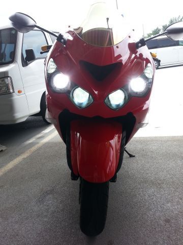 KAWASAKI ZX-14R「ヘッドライト交換」 | ウェビックコミュニティ