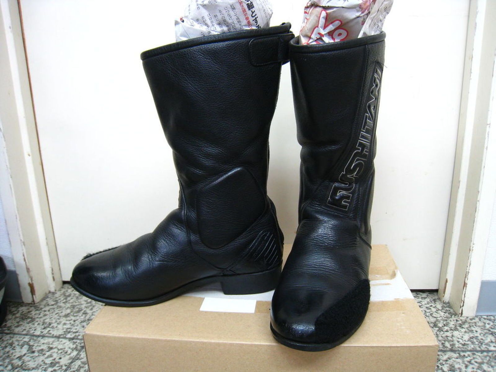 KAWASAKI W650「クシタニの27年物ブーツ」 | ウェビックコミュニティ