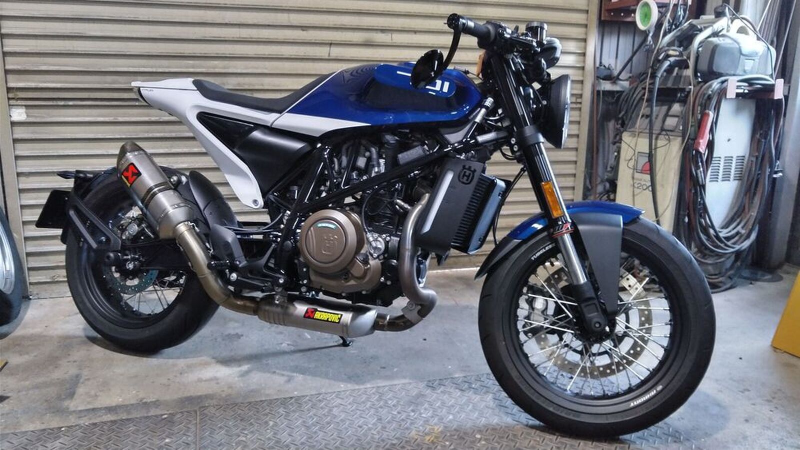 HUSQVARNA VITPILEN 701「VITPILEN701 流用FULL AKRAPOVIC EXHAUST