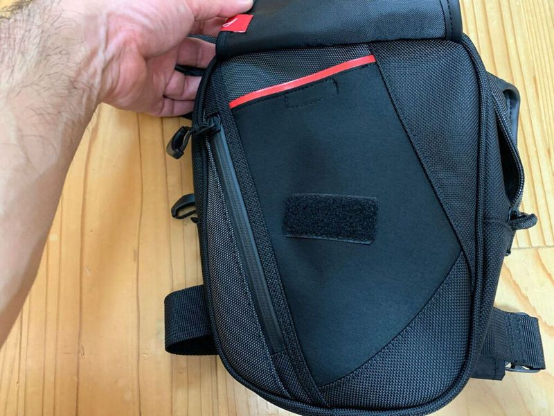 レッグバッグ・ホルスターバッグからKUSHITANI:クシタニの口コミ・動画