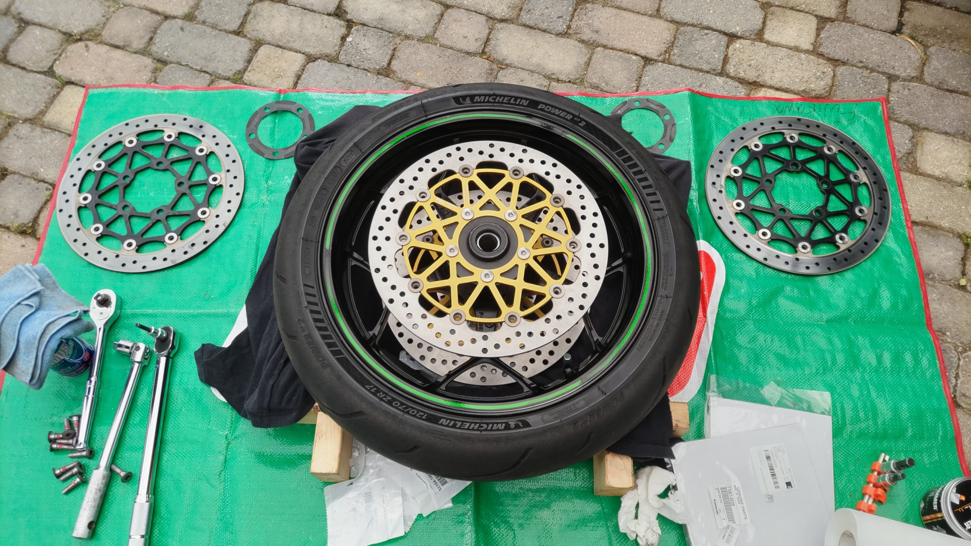 カワサキ ZX-14R Brembo:ブレンボ 口コミ・動画インプレッション (1