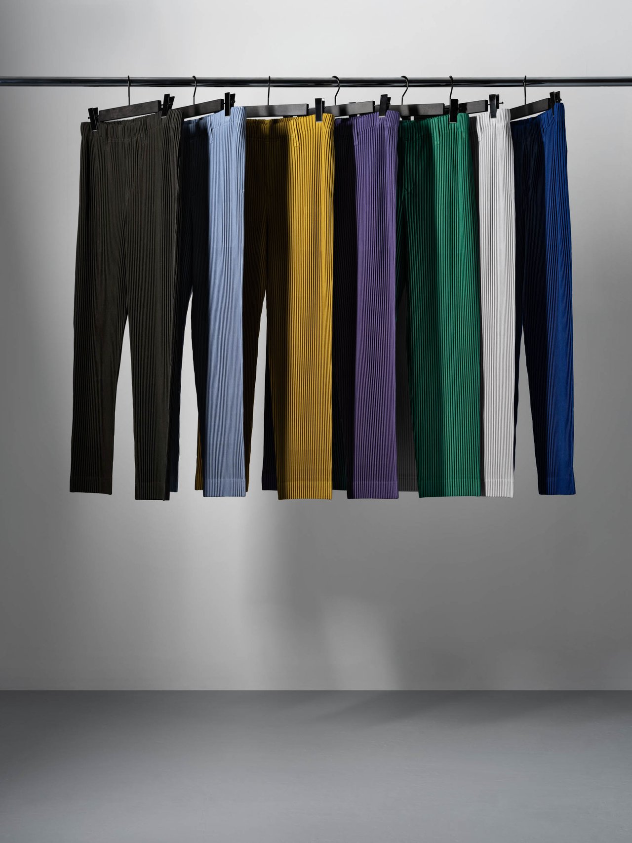 オム プリッセ イッセイ ミヤケ設立10周年記念】カラバリ豊富な限定