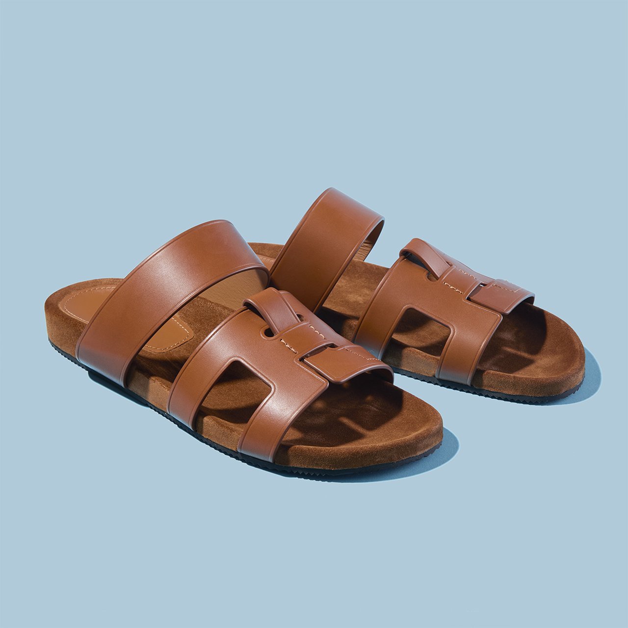 ラルフ ローレン】一生もののレザーバッグからこの夏履きたい