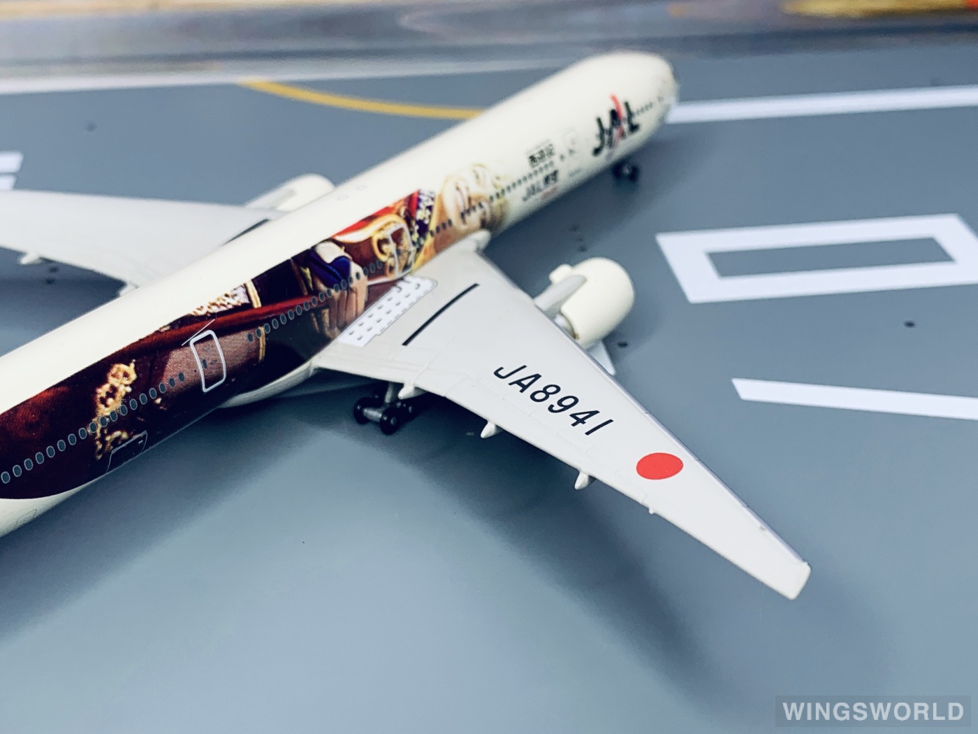 Phoenix 1:400 Boeing 777-300 Japan Airlines 日本航空PH10101 JA8941
