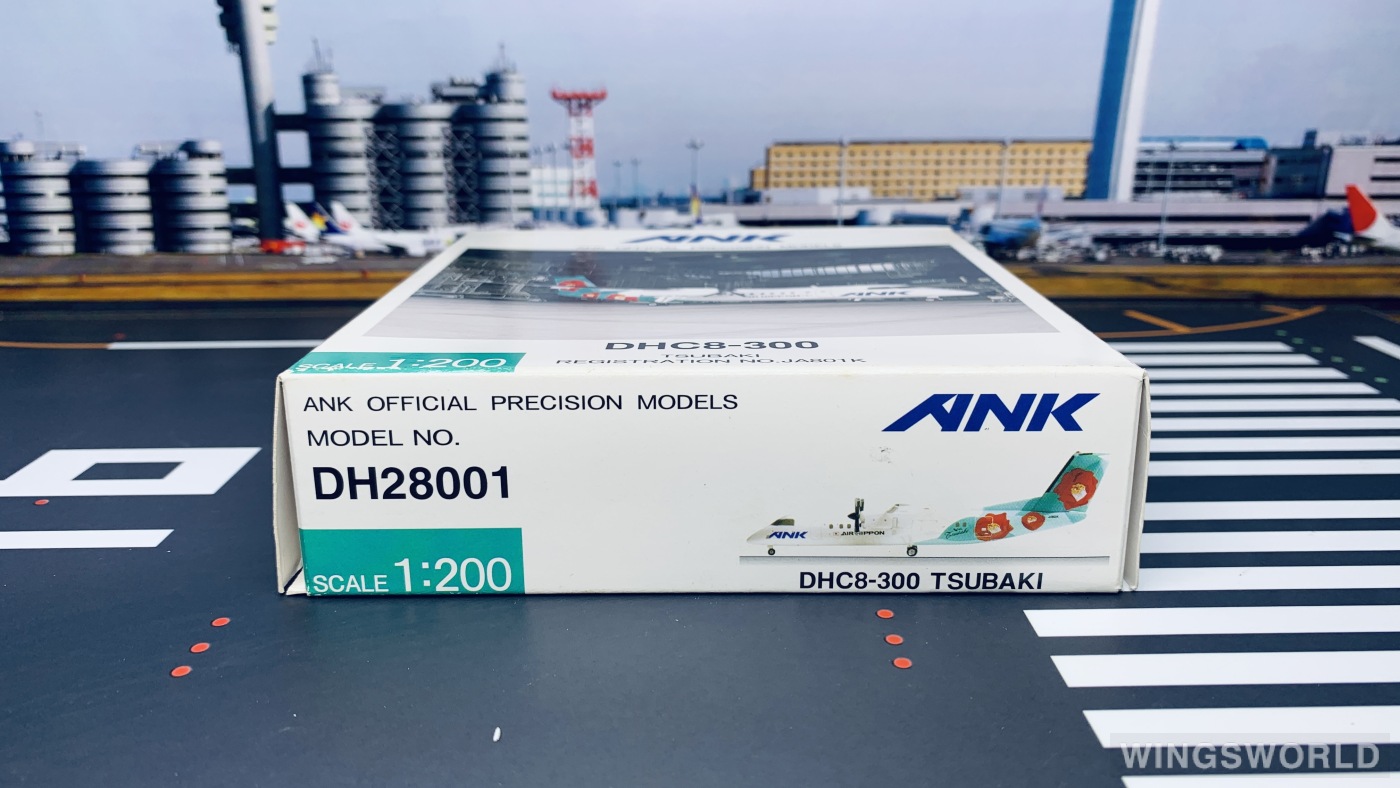 Hogan 1:200 Bombardier Dash 8-300 ANA 全日空DH28001 JA801K 椿