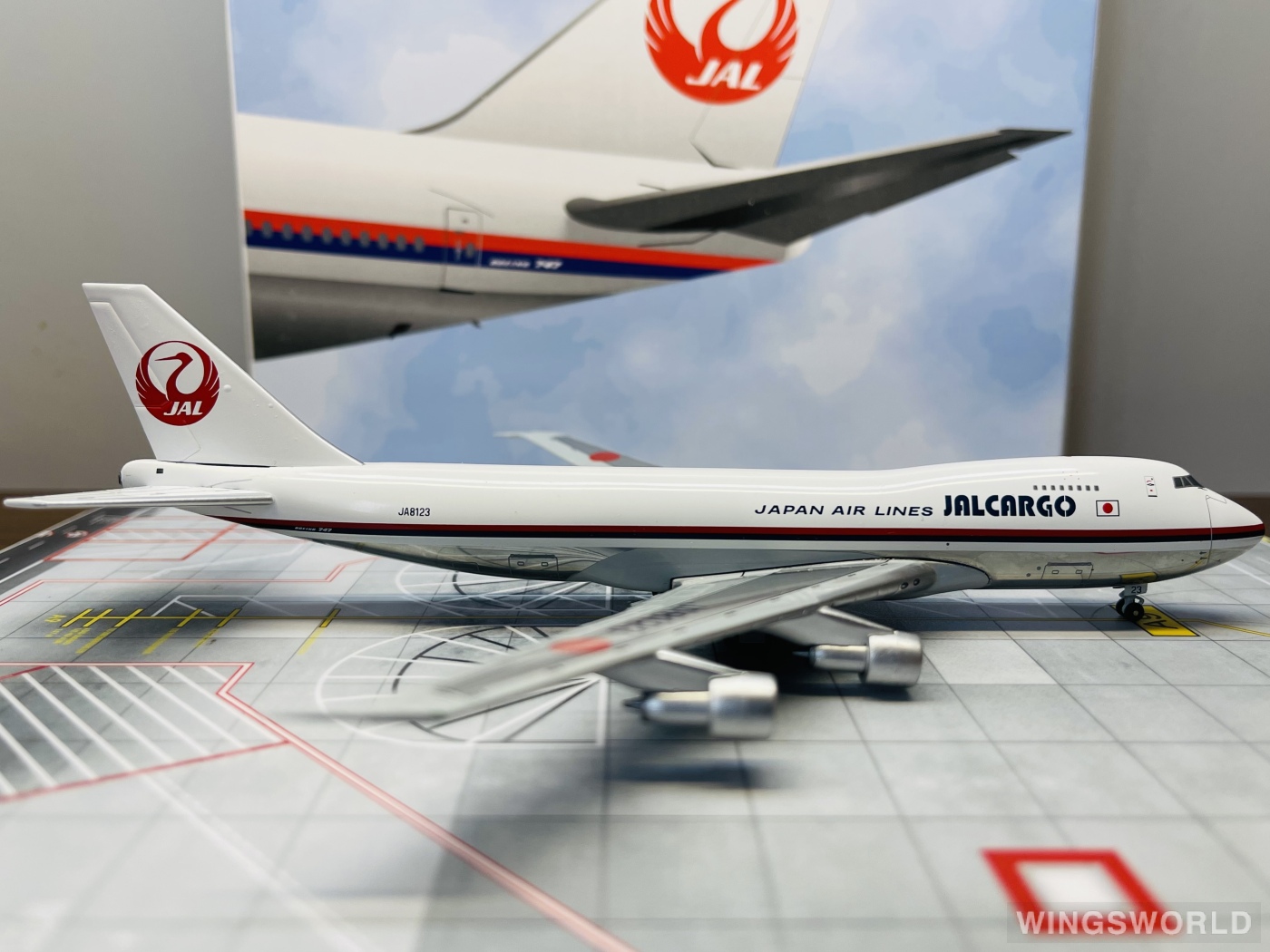 の*ょ様 1/200 JAL B747-400 スカイクルーザー JA8922 の*ょ様 1/200