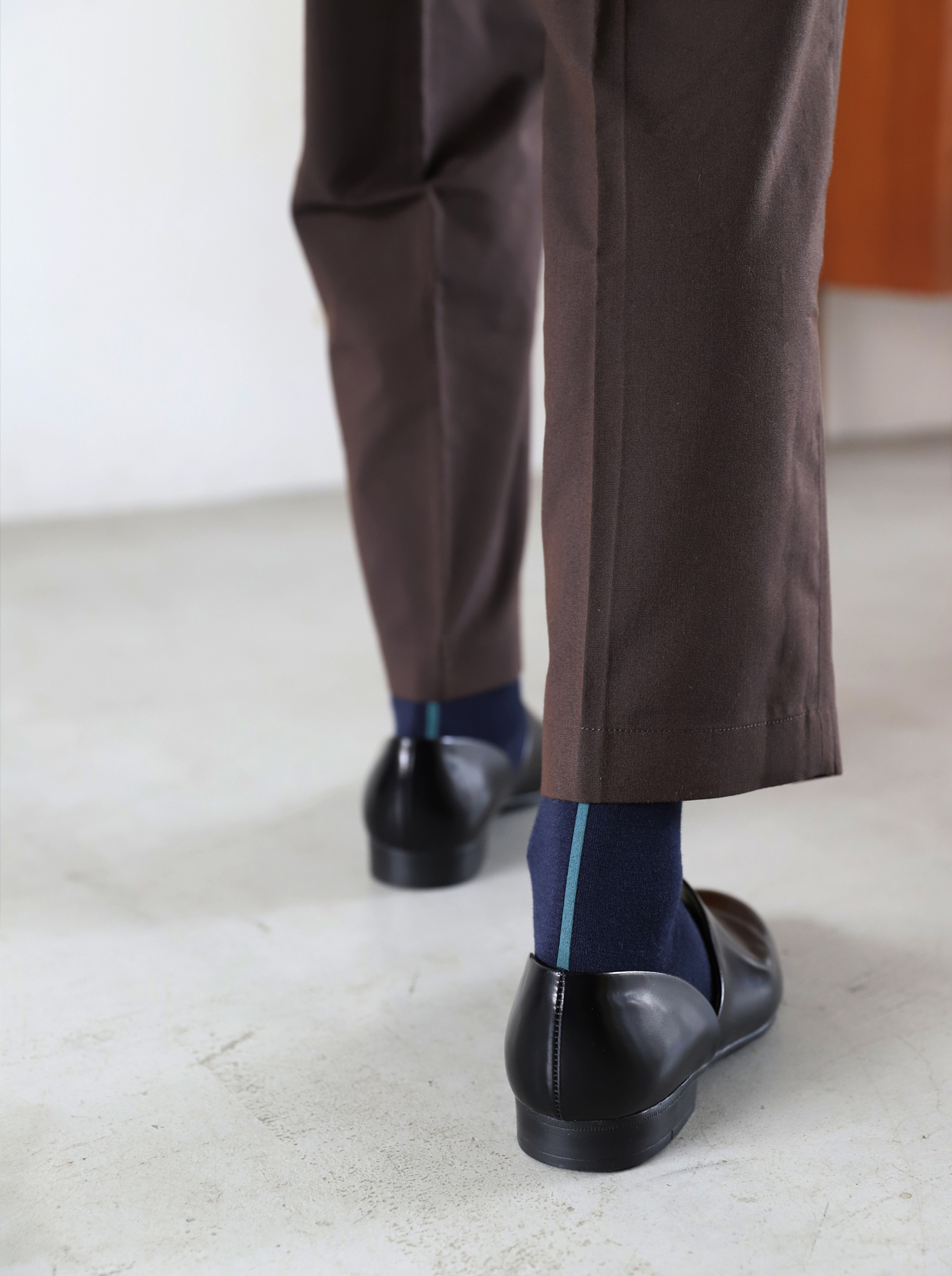 毛混バックシームソックス(25.0～27.0cm) ( 022140066 ) | 靴下屋公式