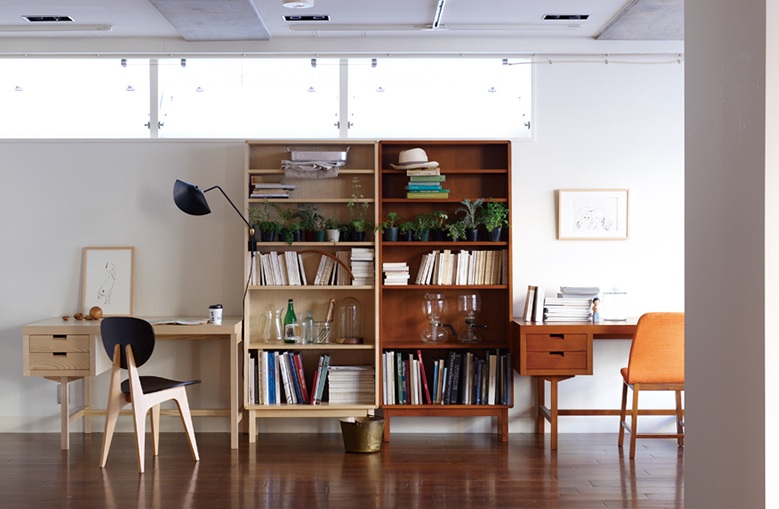 ANTON DESK(アントン デスク)[タブルーム]