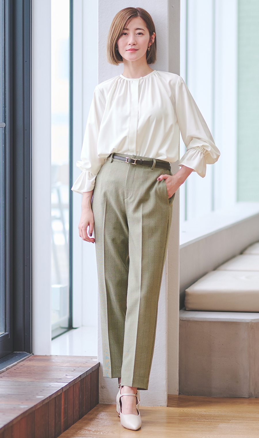 ギャザーブラウス【フレアスリーブ】 (ABL24170-10) | ANCHOR WOMAN