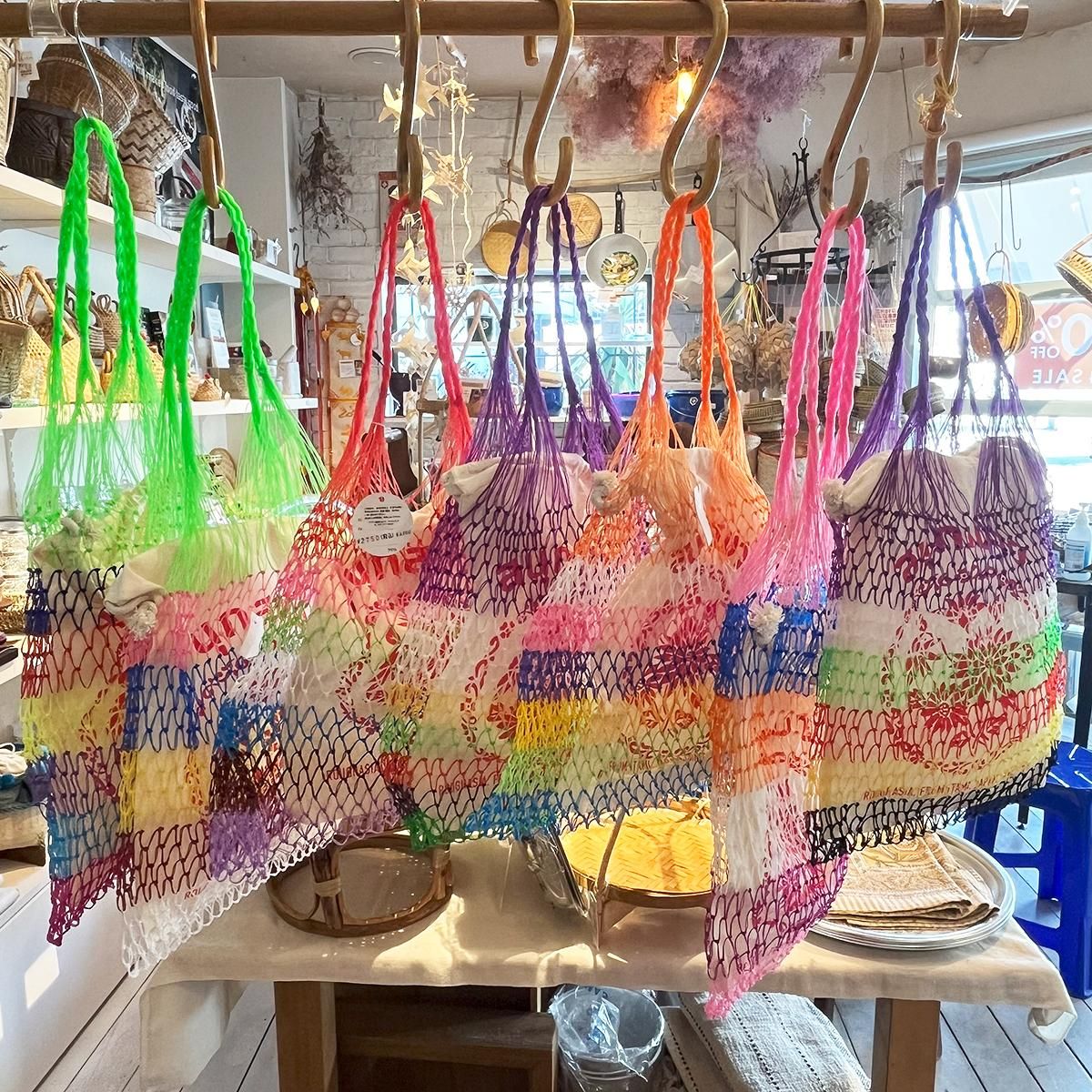 ラフエイジア》タイ カラフルあみバッグ｜ラフエイジア アジアの台所