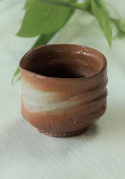 NEW! 備前焼の酒器を楽しむ 作家1点もの・緋襷ぐい呑み