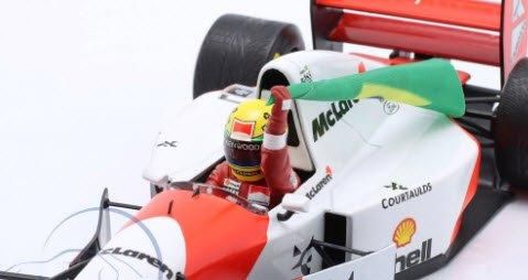 ミニチャンプス 543933818 1/18 マクラーレン MP4/8 #8 ウィナー