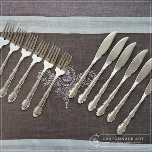 Antiqueカトラリー デザートナイフとフォークのセット