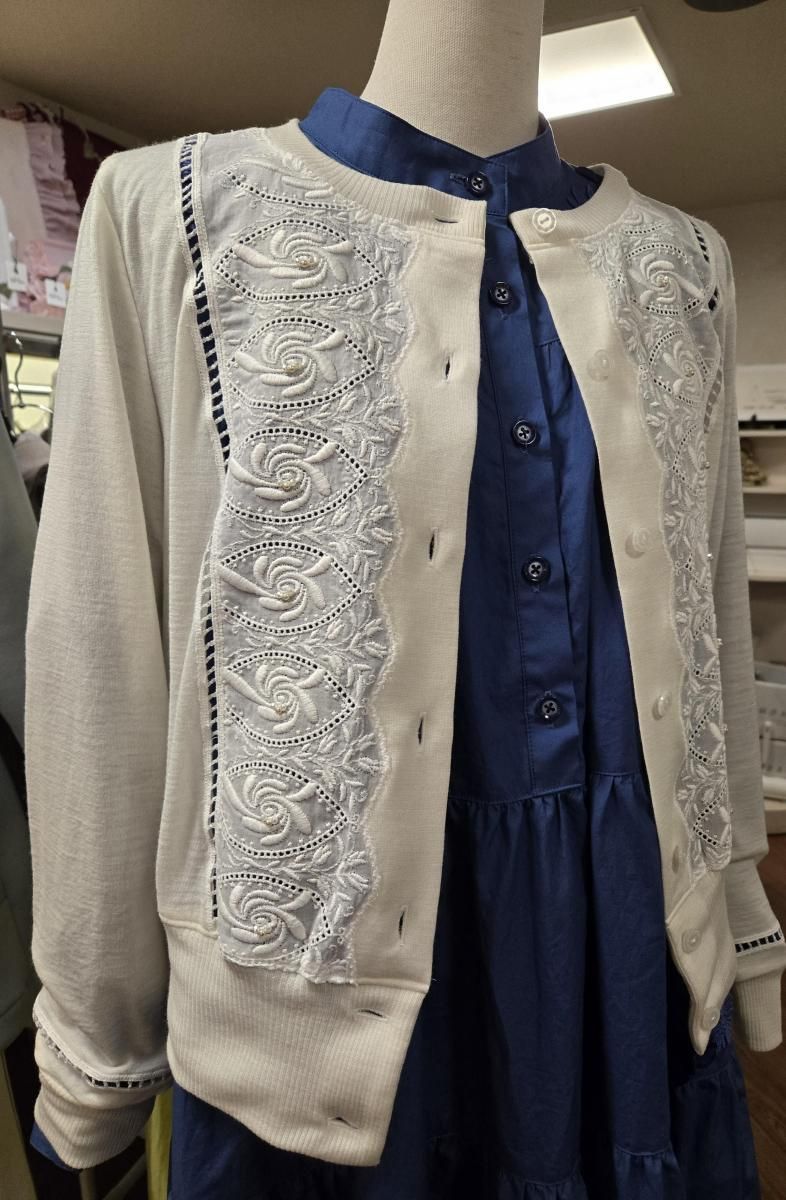 さえら・ヒスクローネ - さえら＆ベルパーチショップ Humpty Dumpty