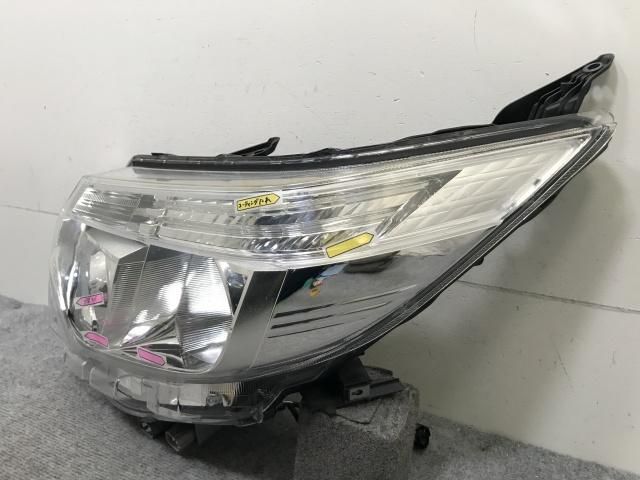 エスクァイア/ノア X/G 80系/ZRR80G/ZRR85G ハイブリッド/ZWR80G 純正