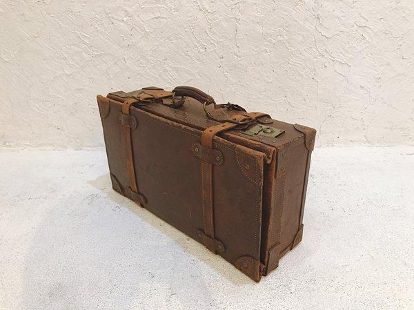アンティークトランク｜革製・柳行李・大型など多彩なヴィンテージ収納