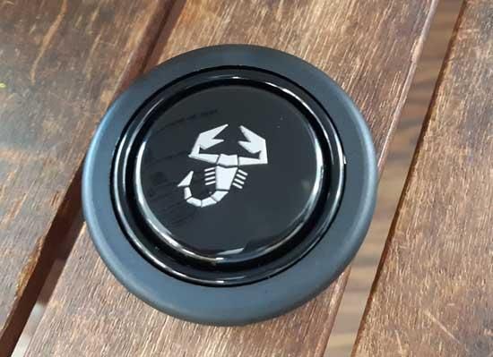 ABARTHホーンボタン - フィアット・アバルトパーツのネットショップ