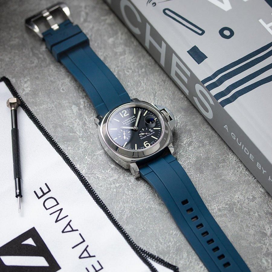 パネライ サブマーシブル クアランタクアトロ用ラバーベルト/ For