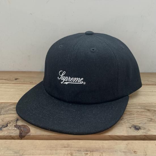 Supreme Script Logo キャップ | ブラック - New York Storage