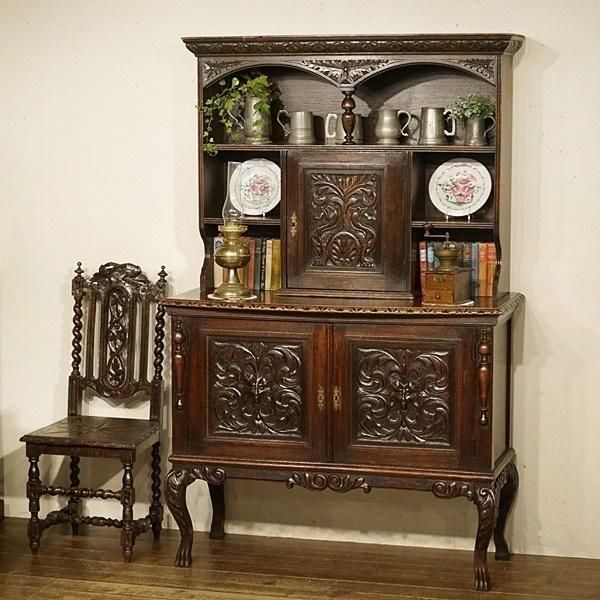 英国イギリスアンティーク家具 ヴィクトリアンドレッサー 見事な彫刻
