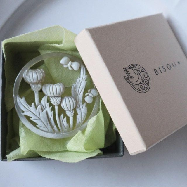 BISOU* あざみと蝶 水牛 ブローチ（E-5） ハンドメイド作家 | aoi door