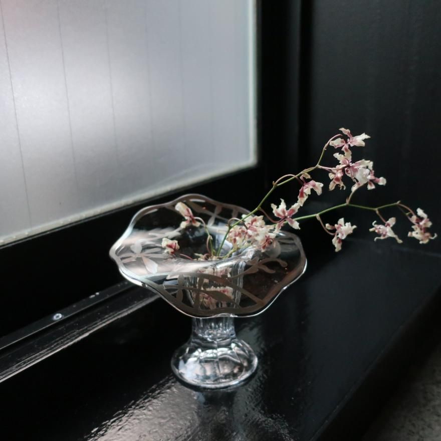 Antique Silver Overlay Art Nouveau glass flower vase (B017