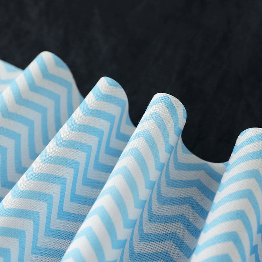 ギザギザ線（小・スカイブルー）| nunocoto fabric