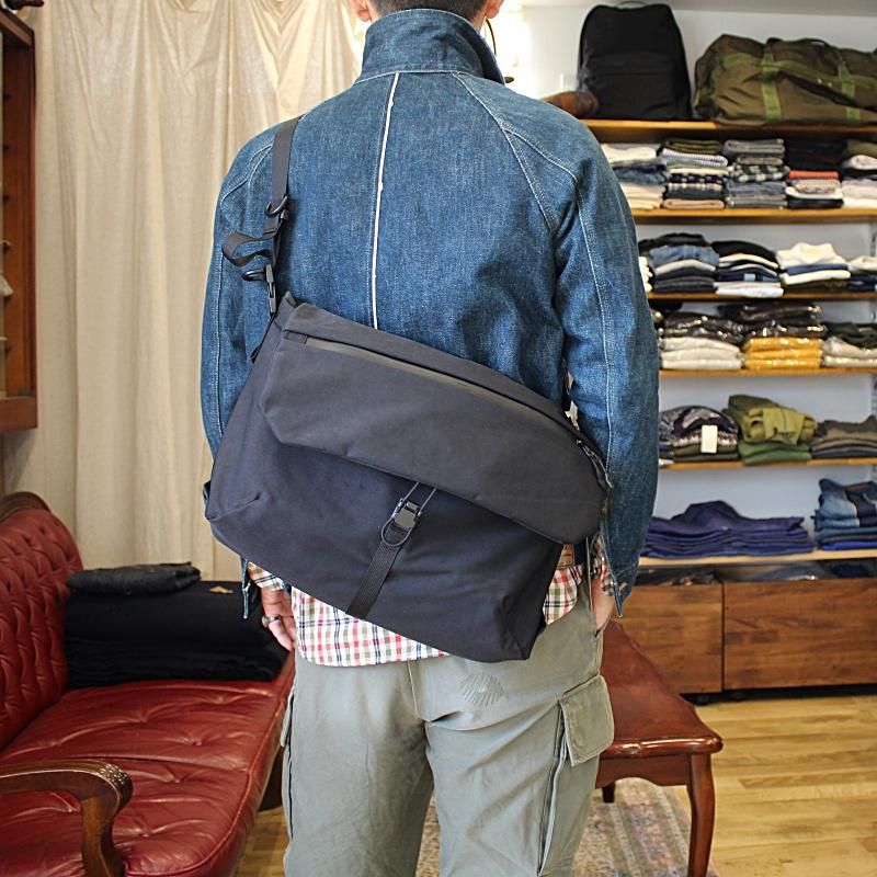 COLINA de passaros コリーナ highdensity milicloth bread bag トート