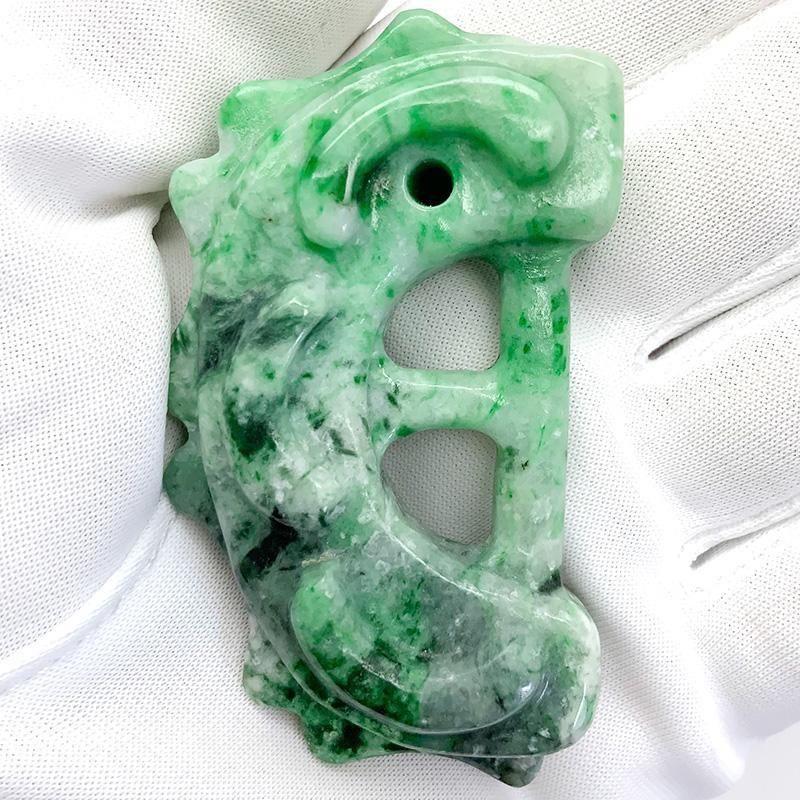 糸魚川翡翠 出雲國金崎一号墳 レプリカ 勾玉 】 | めのうの店川島