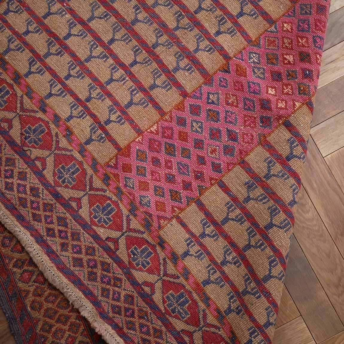 表と裏の明暗キリム219×144cm【送料無料】 - inie japan | ギャッベや