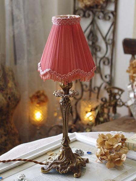 フランスアンティーク ブロンズテーブルランプピンクシフォンシェード