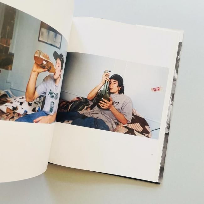 Ari Marcopoulos: Out & About アリ・マルコポロス｜アリ