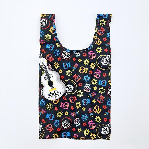 リメンバー・ミー」のグッズは数が少なく超貴重！黒地に鮮やかな