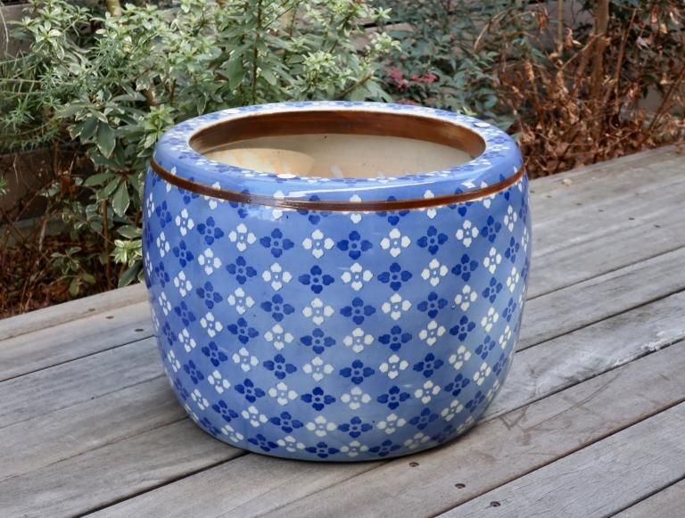 火鉢 R130 青銅手付角火鉢 四方瓶掛 底五三桐蝶文 五徳 火鉢