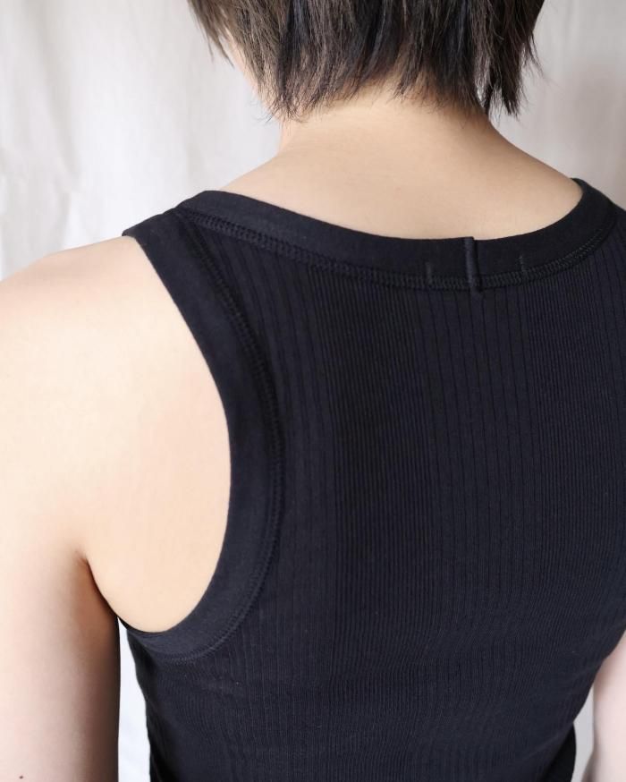 FUMIKA UCHIDA： NEEDLE DRAWING GARTER TANKTOP - BLACK - ORANN