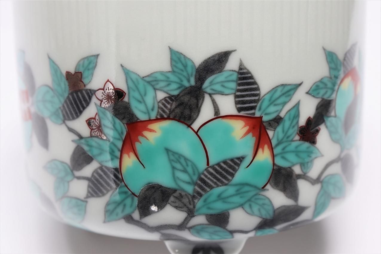 ☆十四代今右衛門作 色絵雪花墨色墨はじき三果文香炉 - 有田焼の通販