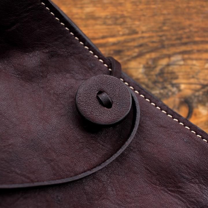 本牛革斜め掛けレザーショルダーバッグ hana ダークブラウン | アジア