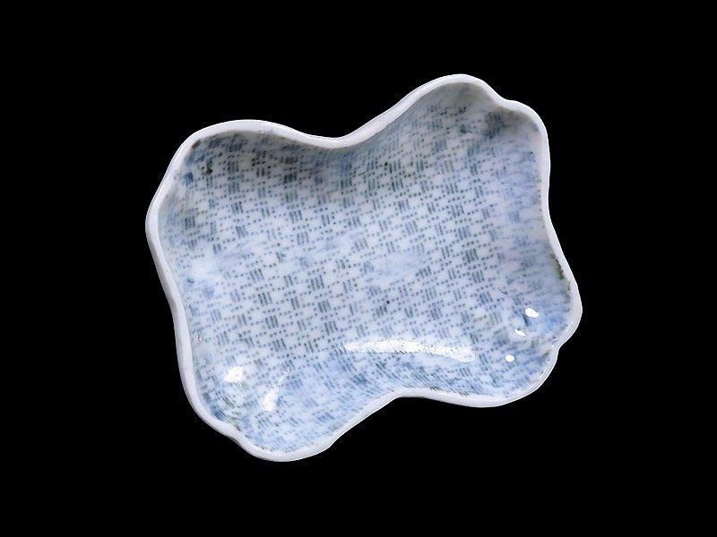 古伊万里 染付 型刷印判 幾何学文様図 糸巻形変形皿 江戸期