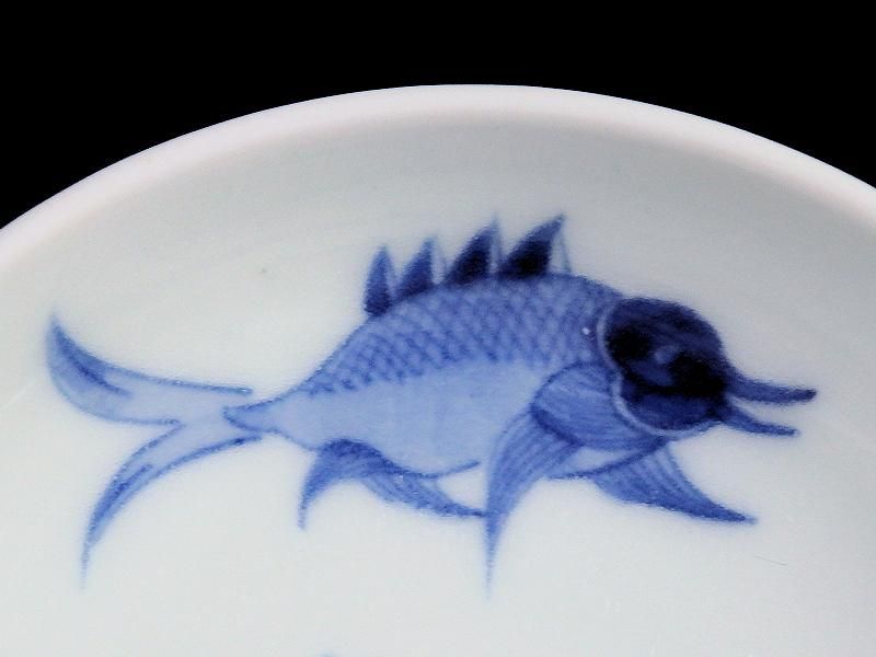 古伊万里 染付 魚に網目紋図 豆皿