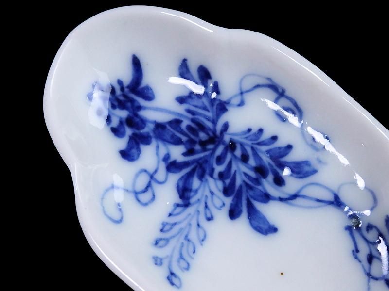 伊万里 瀬戸 染付 藤図 木瓜型変形豆皿