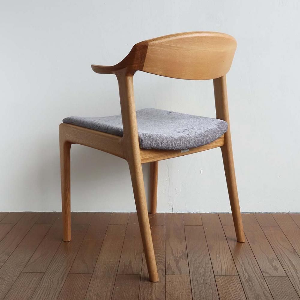 アームチェア/DC354/ナガノインテリア/ホワイトオーク/張座｜三島家具