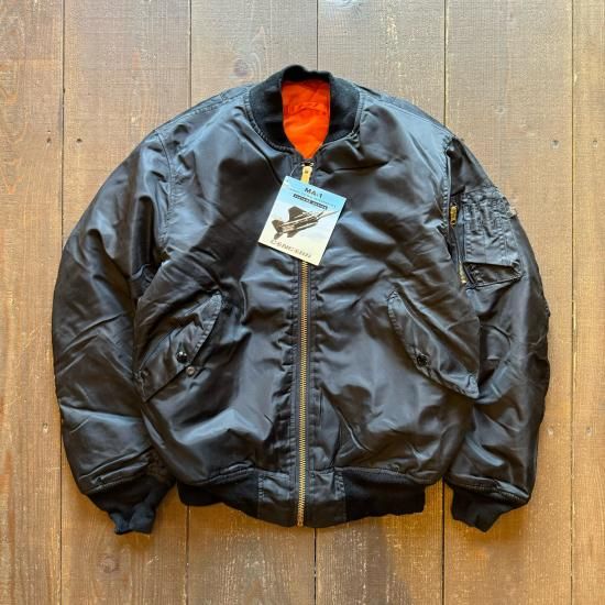 希少！【MILITARY DEADSTOCK】 ALPHA INDUSTRIES社製 90s Concord MA-1