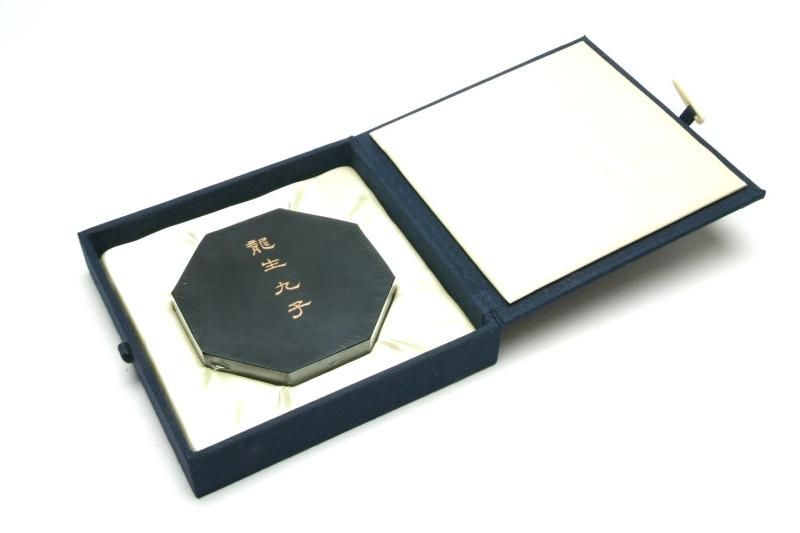 百選墨 NO.51 龍生九子 純植物性油煙墨 - 書道用具専門店 西本皆文堂