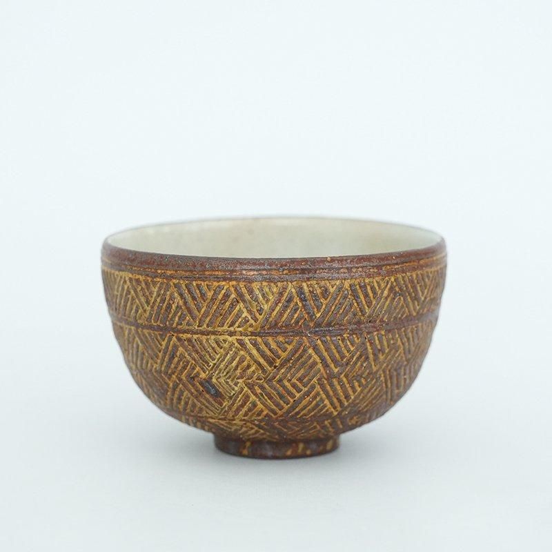 羅以音窯/アフリカ彫刻丼ぶり
