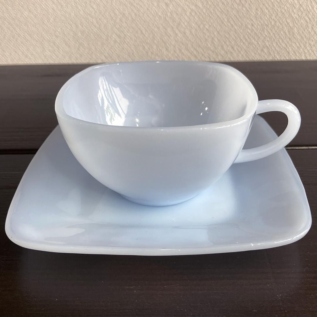 チャームカップ＆ソーサー アズライトブルー Fire-king - マメチコ