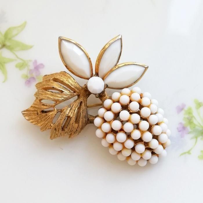 ブローチ - ヴィンテージジュエリーとアンティーク雑貨のお店 Not Too